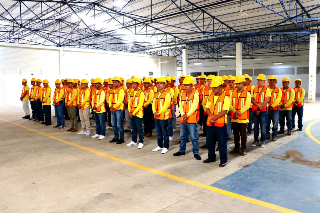 Gobierno y Salvadoran Prime Solutions capacitará a reos en ensamblaje de computadoras gobierno-y-salvadoran-prime-solutions-capacitara-a-reos-en-ensamblaje-de-computadoras